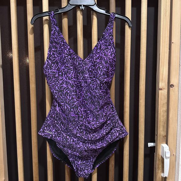 Speedo Swimsuit Womens 12 Purple One Piece V Neck Ruched Leaf Print Shelf Bra - Picture 1 of 3